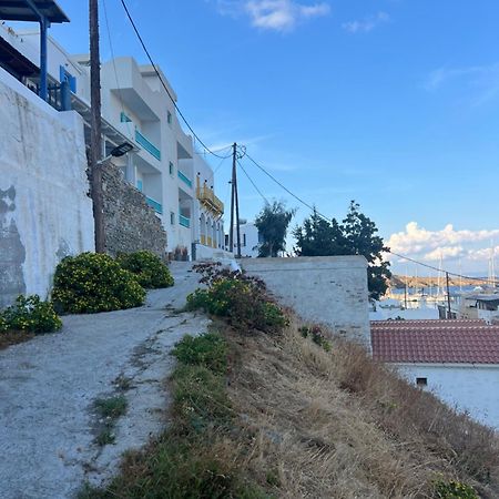 Οtto Apts Loutrá Exteriör bild